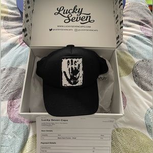Lucky Seven Caps 🧢